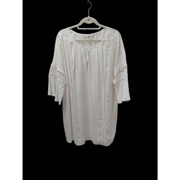 Victoria's Secret Eyelet Beach Cover - Picture 4 of 5